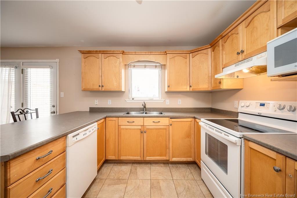 109 Hampton St, Moncton, NB