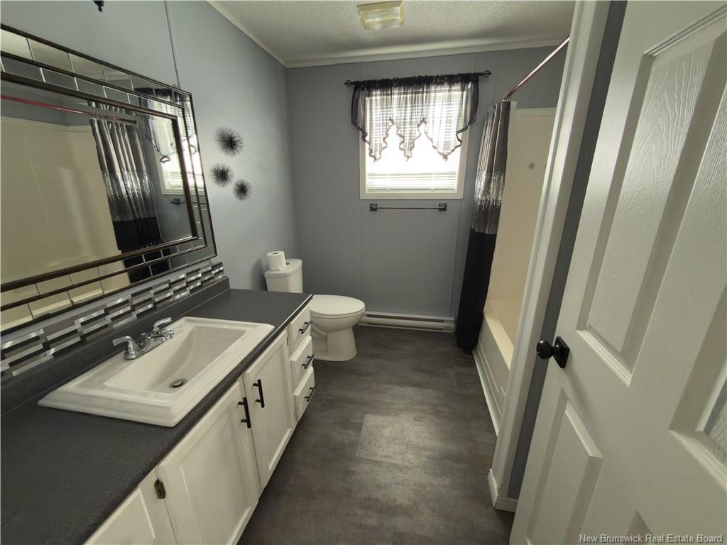 82 Canaan St, Dieppe, NB