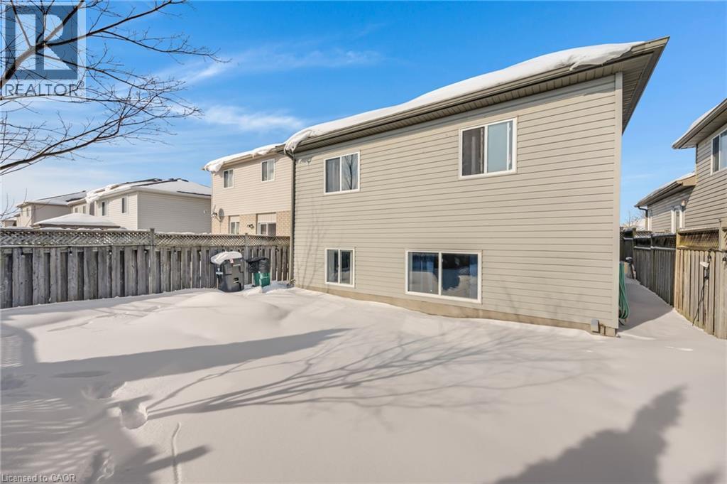 640 Langlaw Drive, Cambridge, ON - Outdoor With Exterior