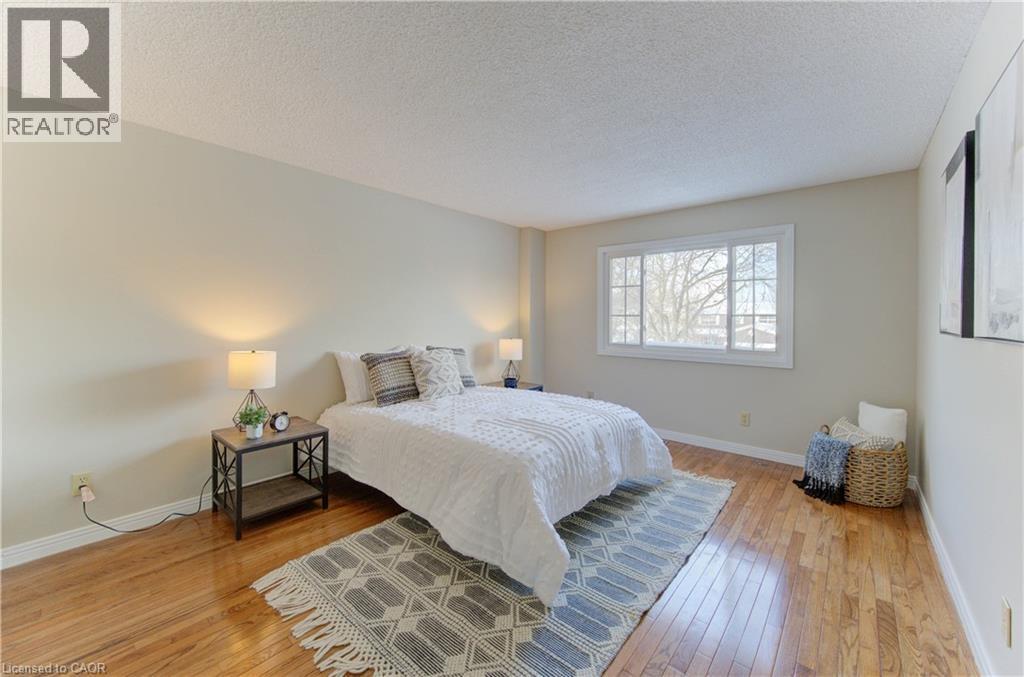 21 Sandcliffe Place, Waterloo, ON - Indoor Photo Showing Bedroom