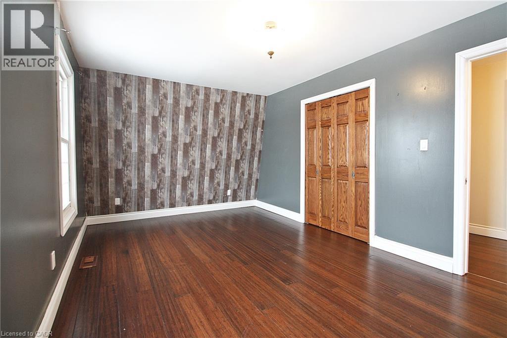 129 Hillyard Street, Hamilton, ON - Indoor Photo Showing Other Room