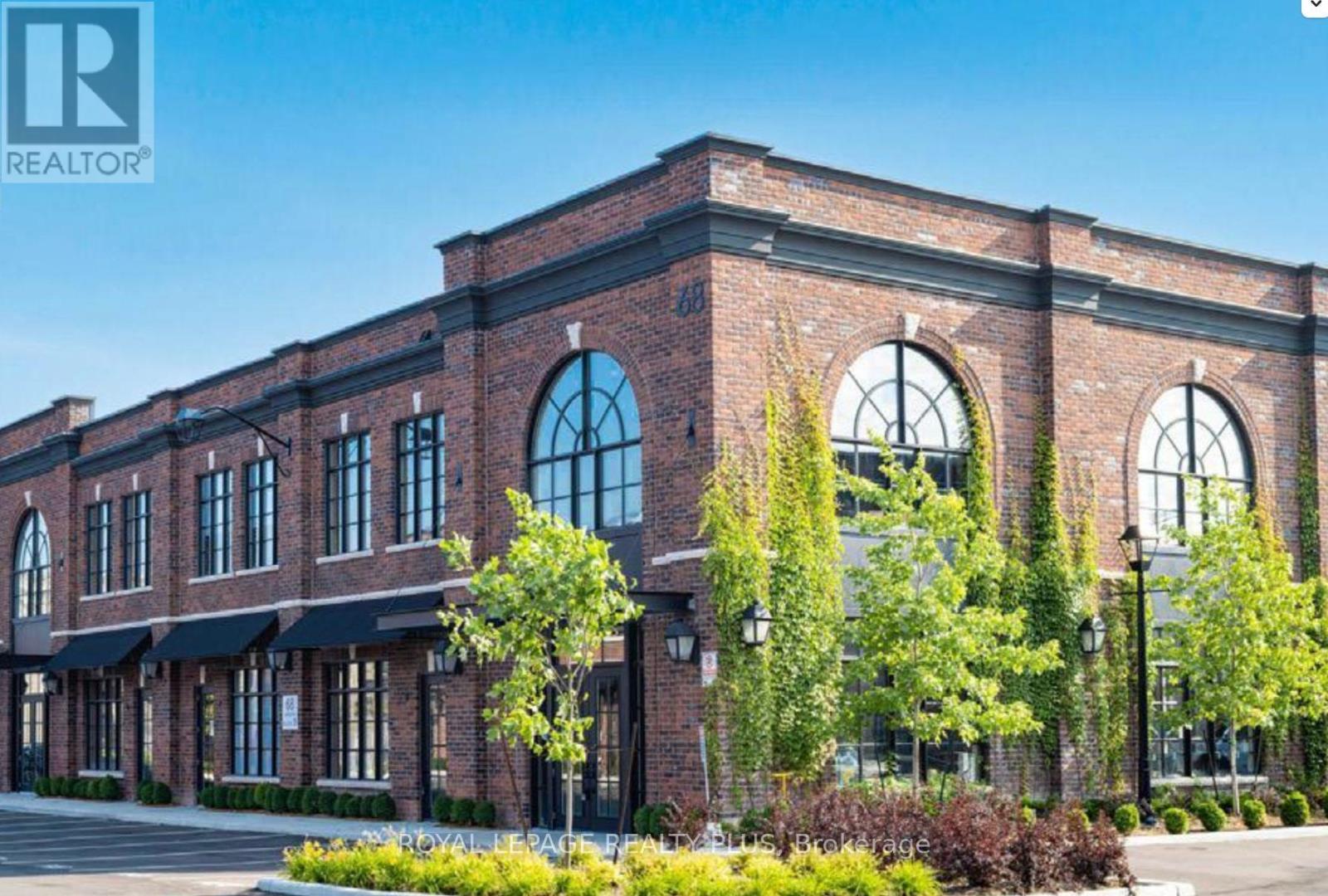 6 - 68 Jutland Road, Toronto, ON