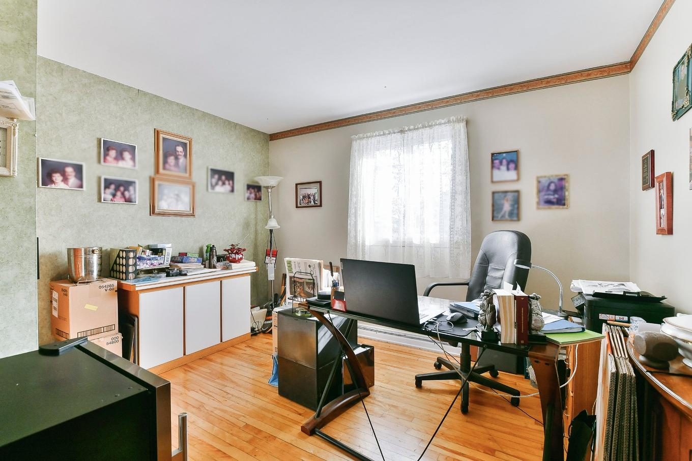 Bedroom - 3950 Rue Nathalie, Laval (Fabreville), QC - Indoor Photo Showing Office