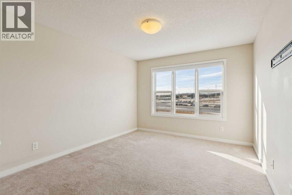 116 Walden Parade Se, Calgary, AB - Indoor Photo Showing Other Room