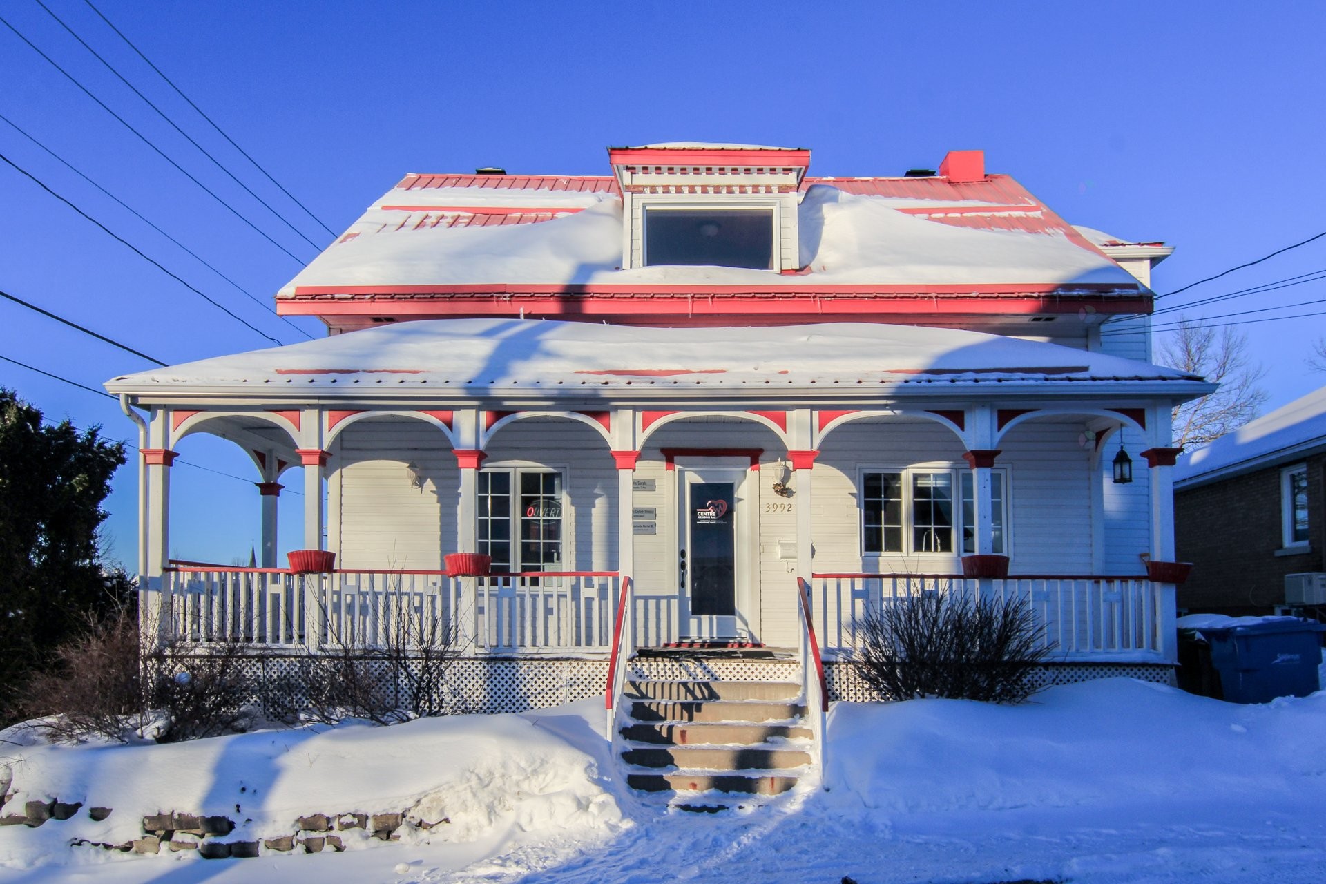 Façade - 3992 Rue Ste-Jeanne-D'Arc, Saguenay (Jonquière), QC - Outdoor