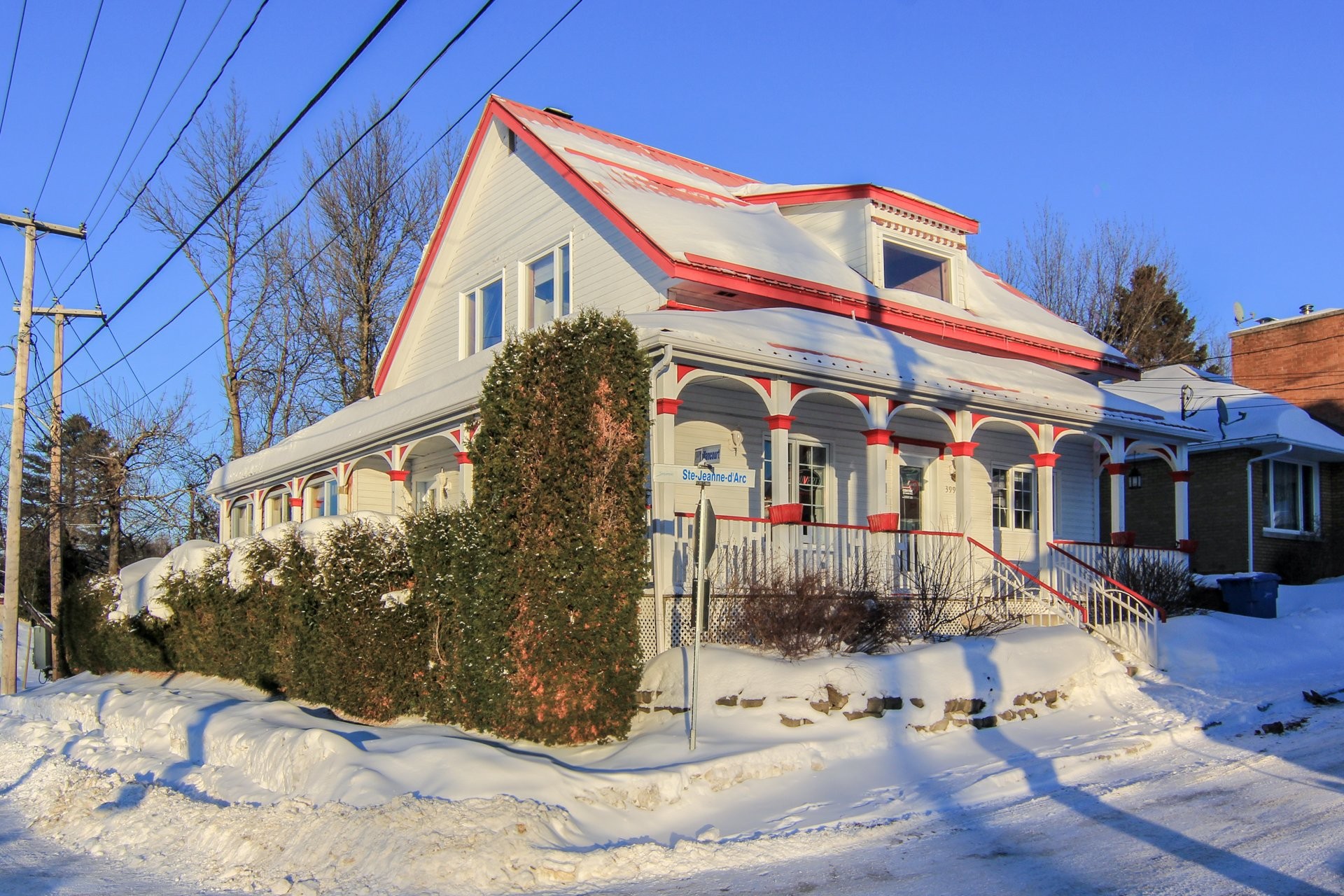 Façade - 3992 Rue Ste-Jeanne-D'Arc, Saguenay (Jonquière), QC - Outdoor