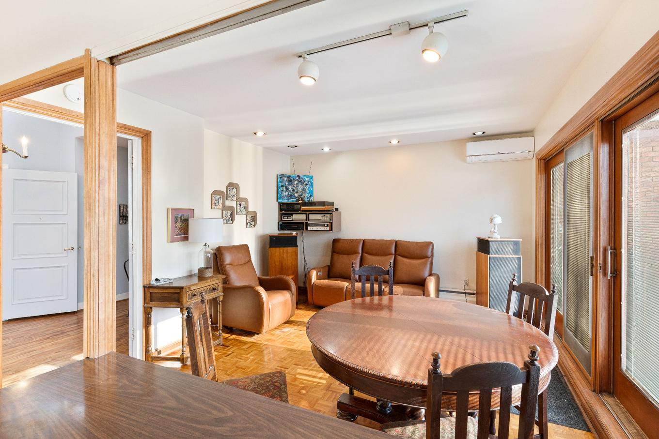 Other - 174 Prom. Sheraton, Montréal-Ouest, QC - Indoor Photo Showing Dining Room