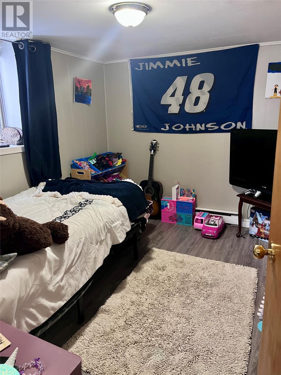 Apartment Second Bedroom - 1 Windsor Place, Grand Falls-Windsor, NL - Indoor Photo Showing Bedroom