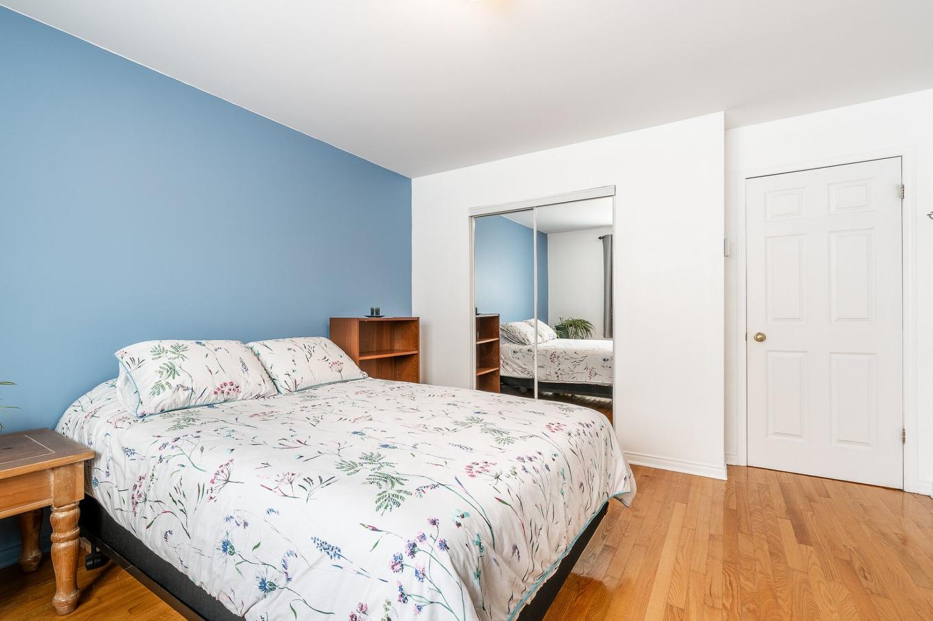Chambre à coucher principale - 5204 Av. Jeanne-D'Arc, Montréal (Rosemont/La Petite-Patrie), QC - Indoor Photo Showing Bedroom