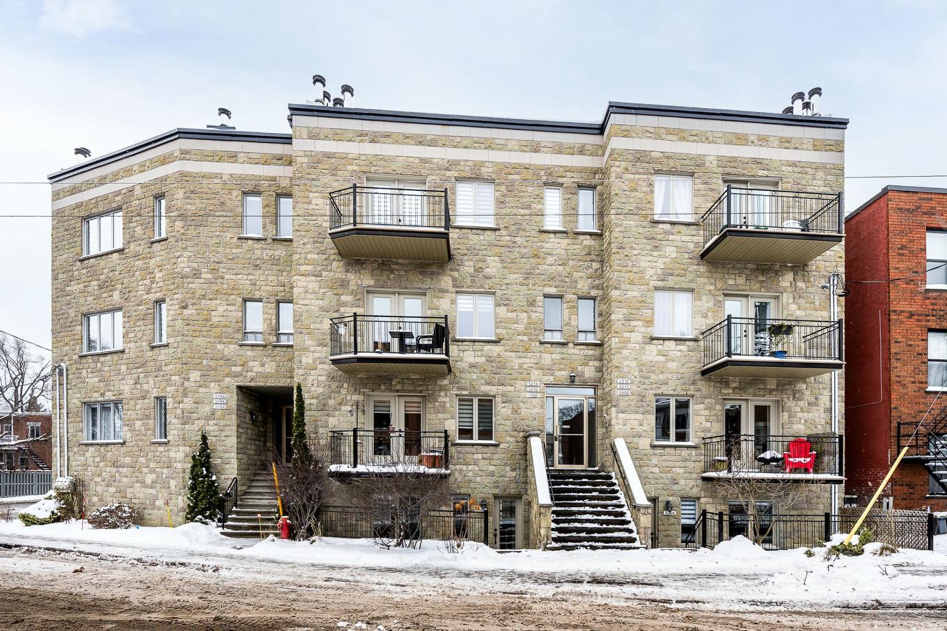 Façade - 5204 Av. Jeanne-D'Arc, Montréal (Rosemont/La Petite-Patrie), QC - Outdoor With Facade