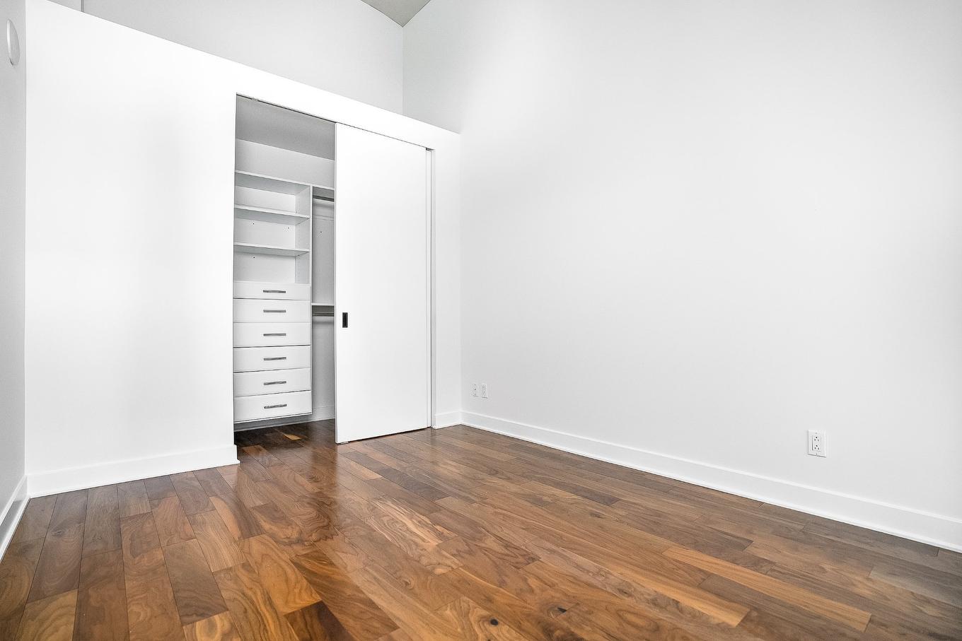 Bedroom - 712-1730 Rue St-Patrick, Montréal (Le Sud-Ouest), QC - Indoor Photo Showing Other Room