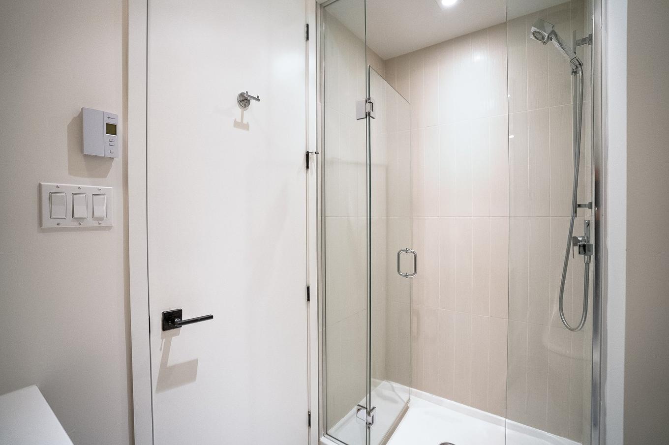 Bathroom - 712-1730 Rue St-Patrick, Montréal (Le Sud-Ouest), QC - Indoor Photo Showing Bathroom