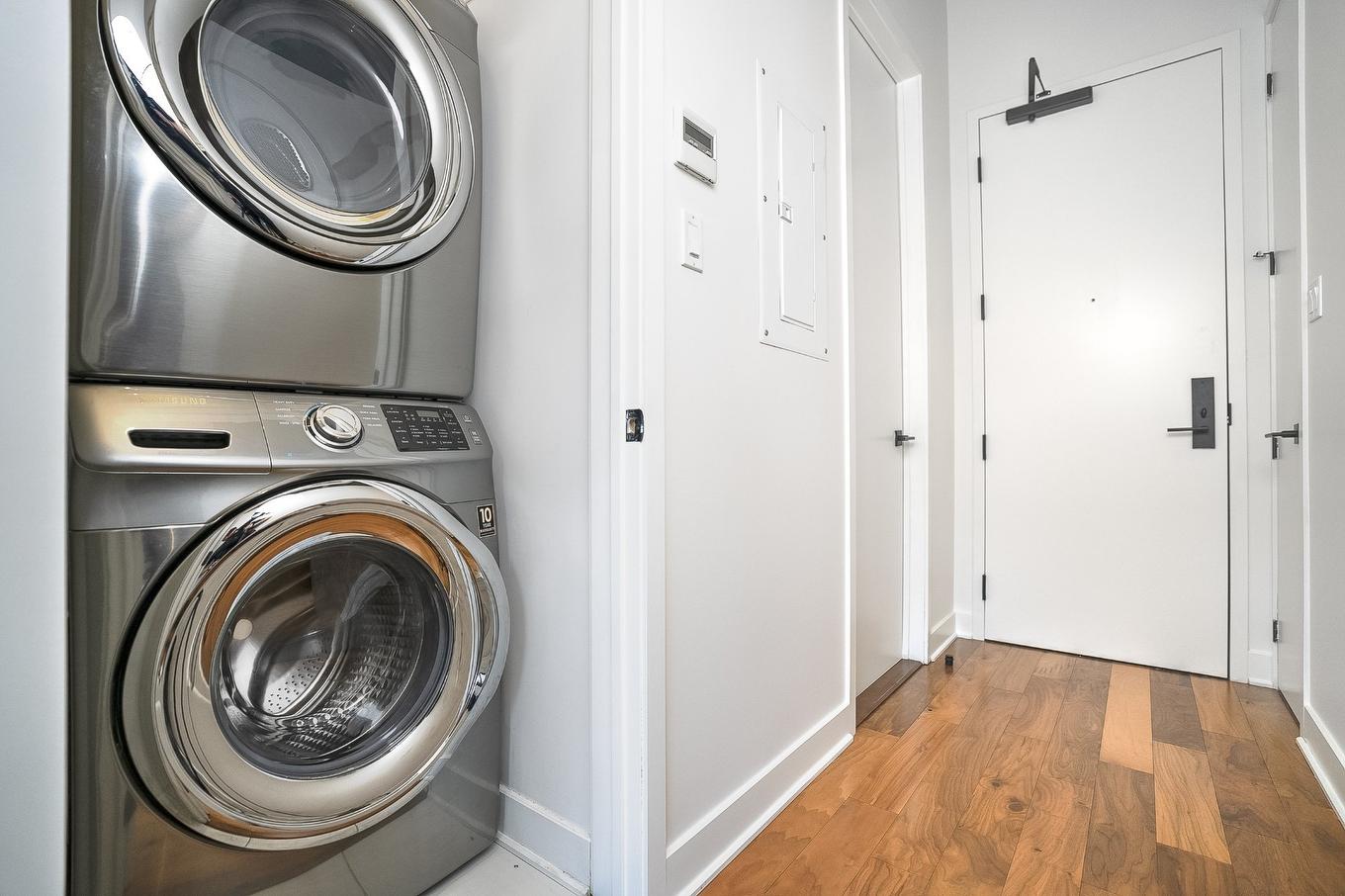 Laundry room - 712-1730 Rue St-Patrick, Montréal (Le Sud-Ouest), QC - Indoor Photo Showing Laundry Room