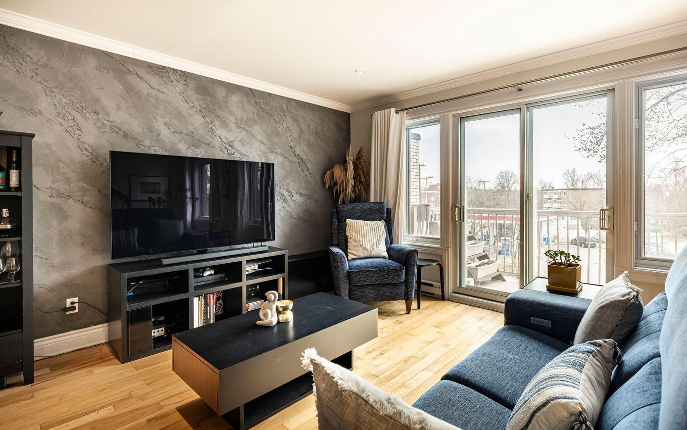 Salon - 7243 Boul. St-Michel, Montréal (Villeray/Saint-Michel/Parc-Extension), QC - Indoor Photo Showing Living Room