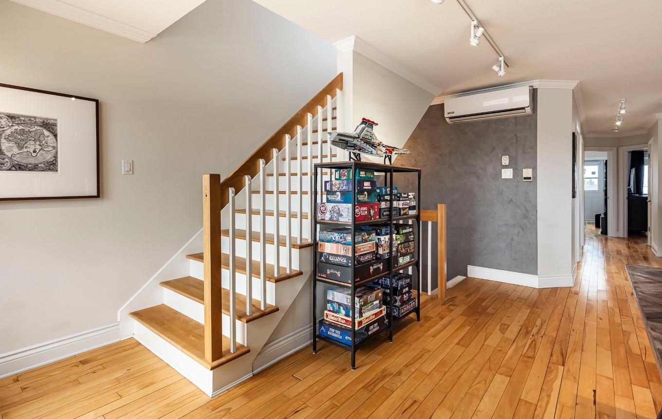 Escalier - 7243 Boul. St-Michel, Montréal (Villeray/Saint-Michel/Parc-Extension), QC - Indoor Photo Showing Other Room