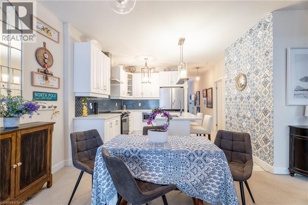 7 Comet Lane, Crystal Beach, ON - Indoor Photo Showing Dining Room