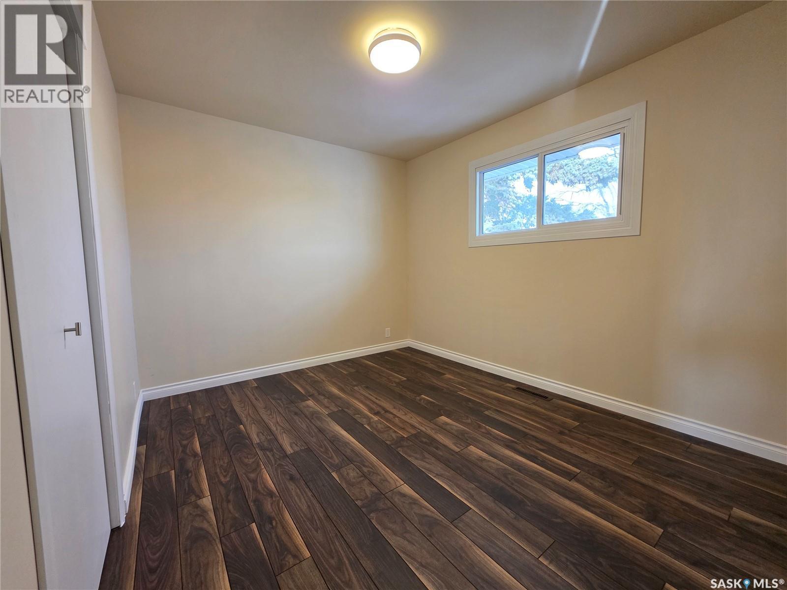 1420 Chaplin Street E, Swift Current, SK - Indoor Photo Showing Other Room