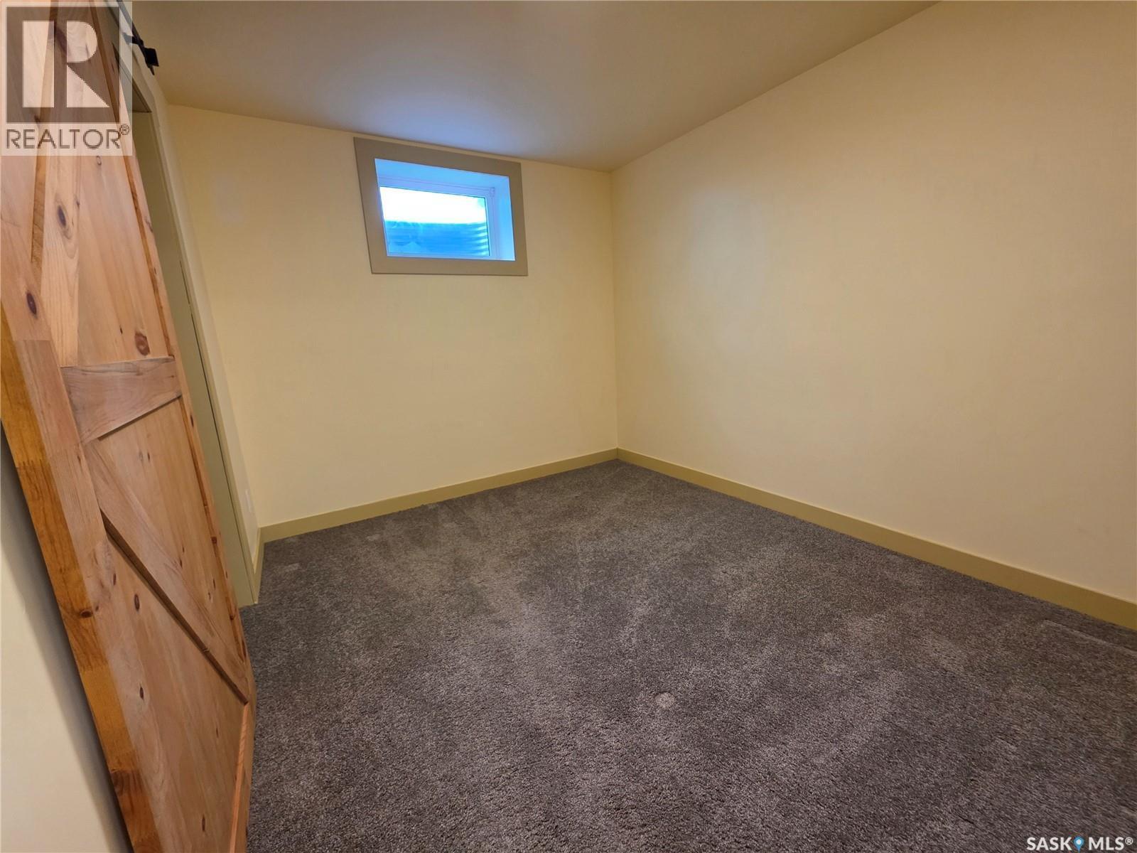 1420 Chaplin Street E, Swift Current, SK - Indoor Photo Showing Other Room