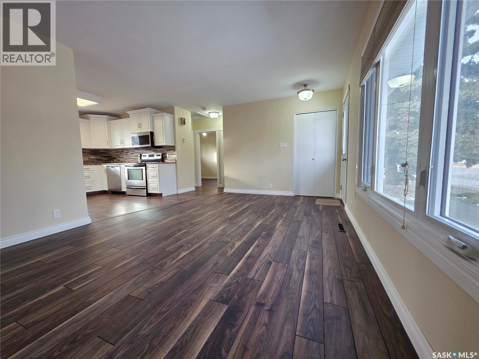 1420 Chaplin Street E, Swift Current, SK - Indoor Photo Showing Other Room