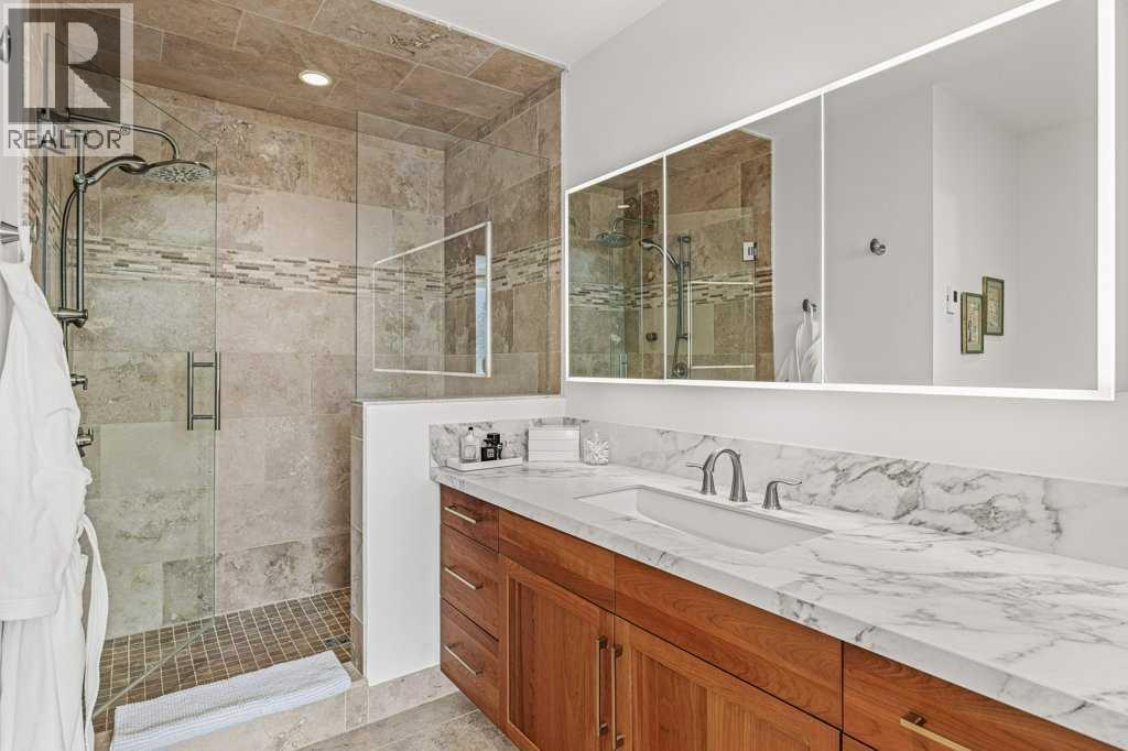 4, 511 6Th Avenue, Canmore, AB - Indoor Photo Showing Bathroom