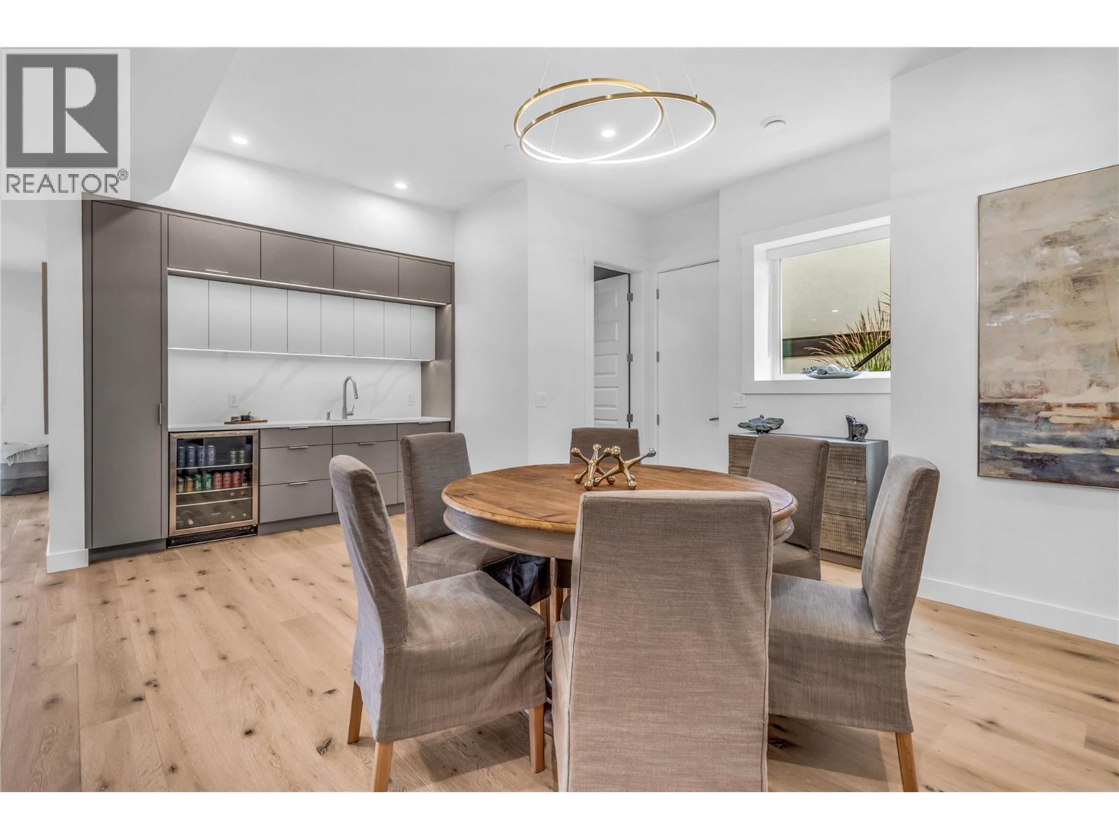 3452 Blue Grass Lane, Kelowna, BC -