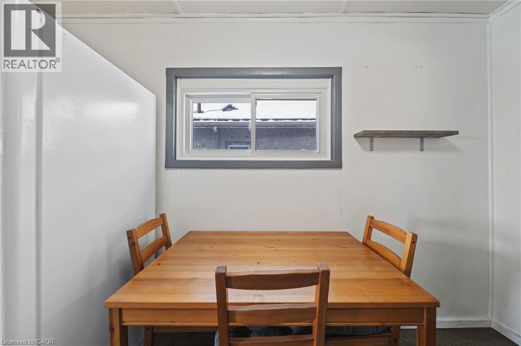 187 Mcanulty Boulevard, Hamilton, ON - Indoor Photo Showing Dining Room