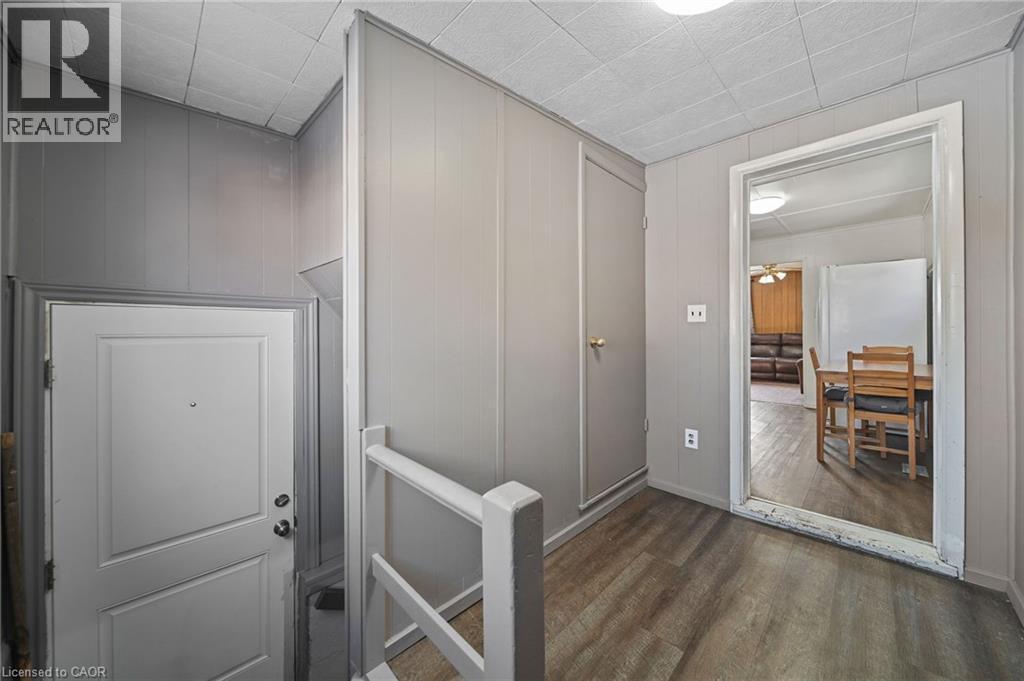 187 Mcanulty Boulevard, Hamilton, ON - Indoor Photo Showing Other Room