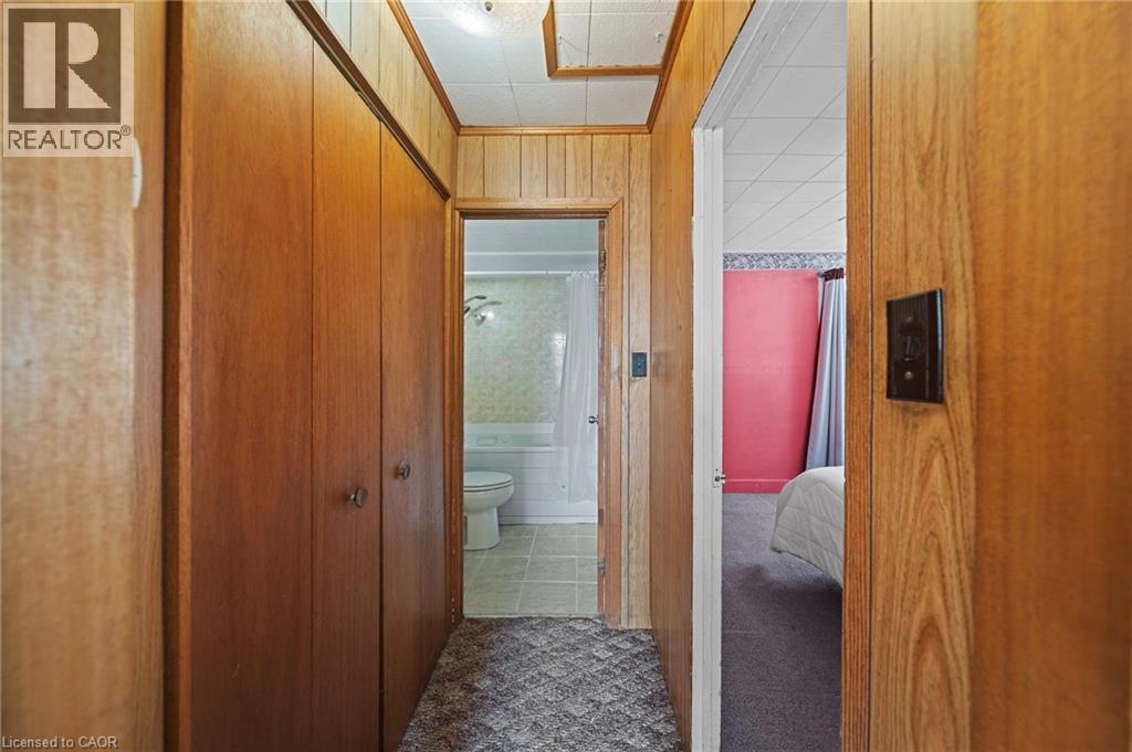 187 Mcanulty Boulevard, Hamilton, ON - Indoor Photo Showing Other Room