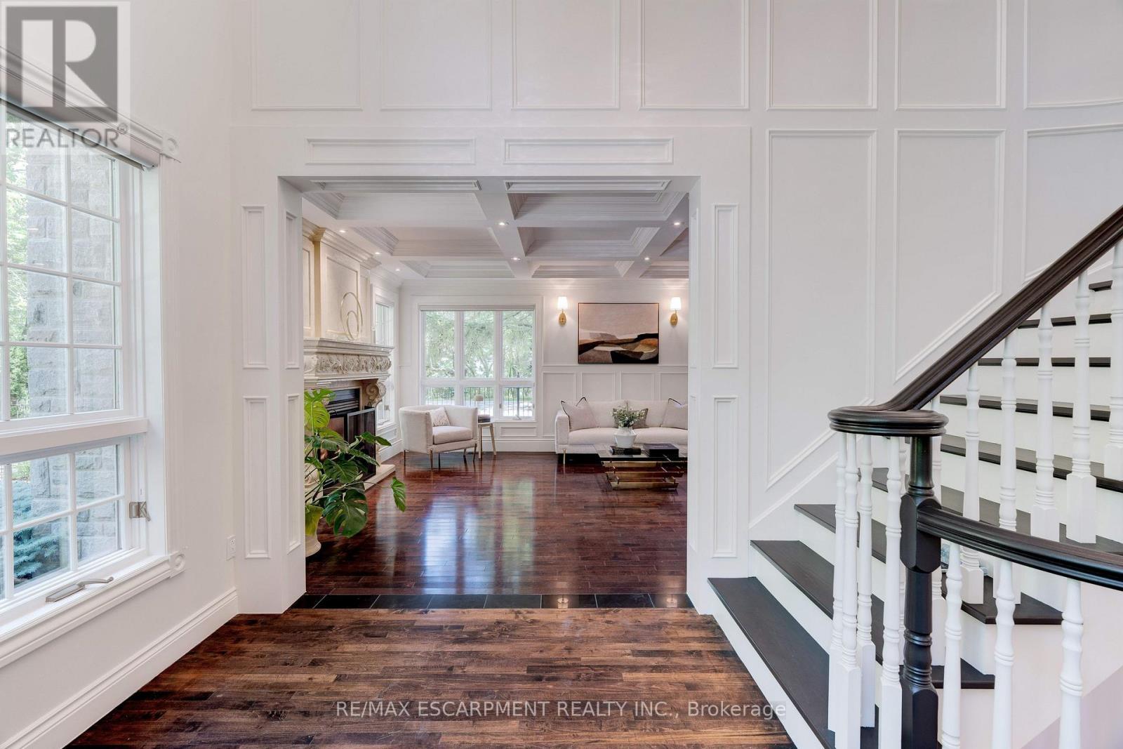 106 Appleby Place, Burlington, ON - Indoor Photo Showing Other Room