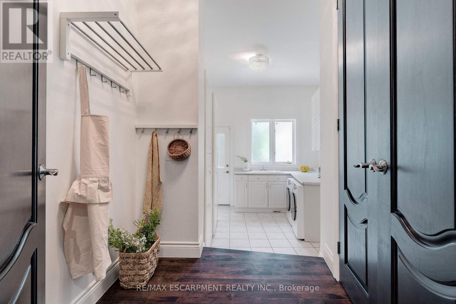 106 Appleby Place, Burlington, ON - Indoor Photo Showing Bathroom