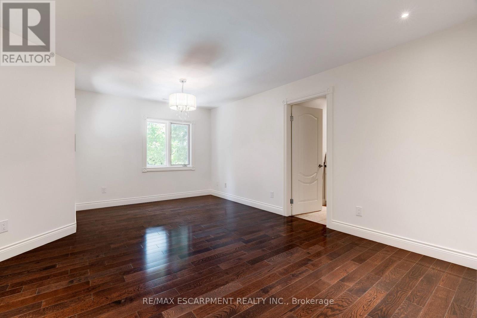 106 Appleby Place, Burlington, ON - Indoor Photo Showing Other Room