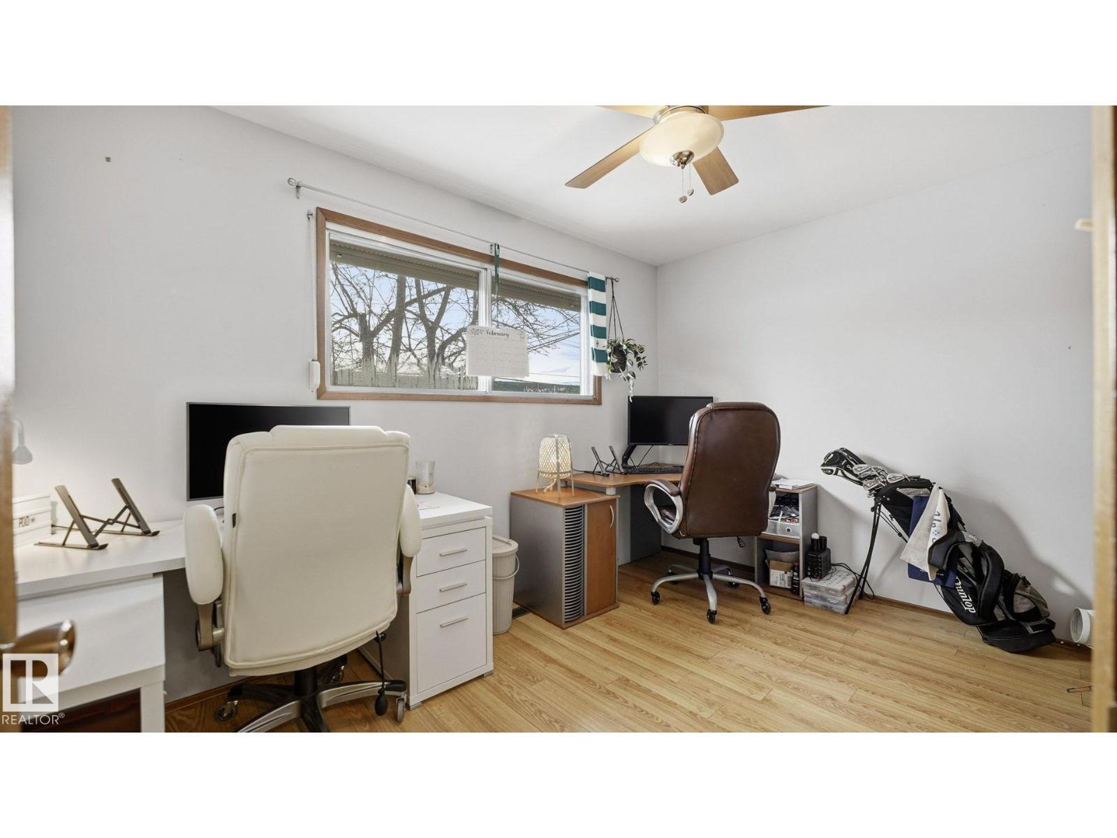 8911 83 Av Nw, Edmonton, AB - Indoor Photo Showing Other Room