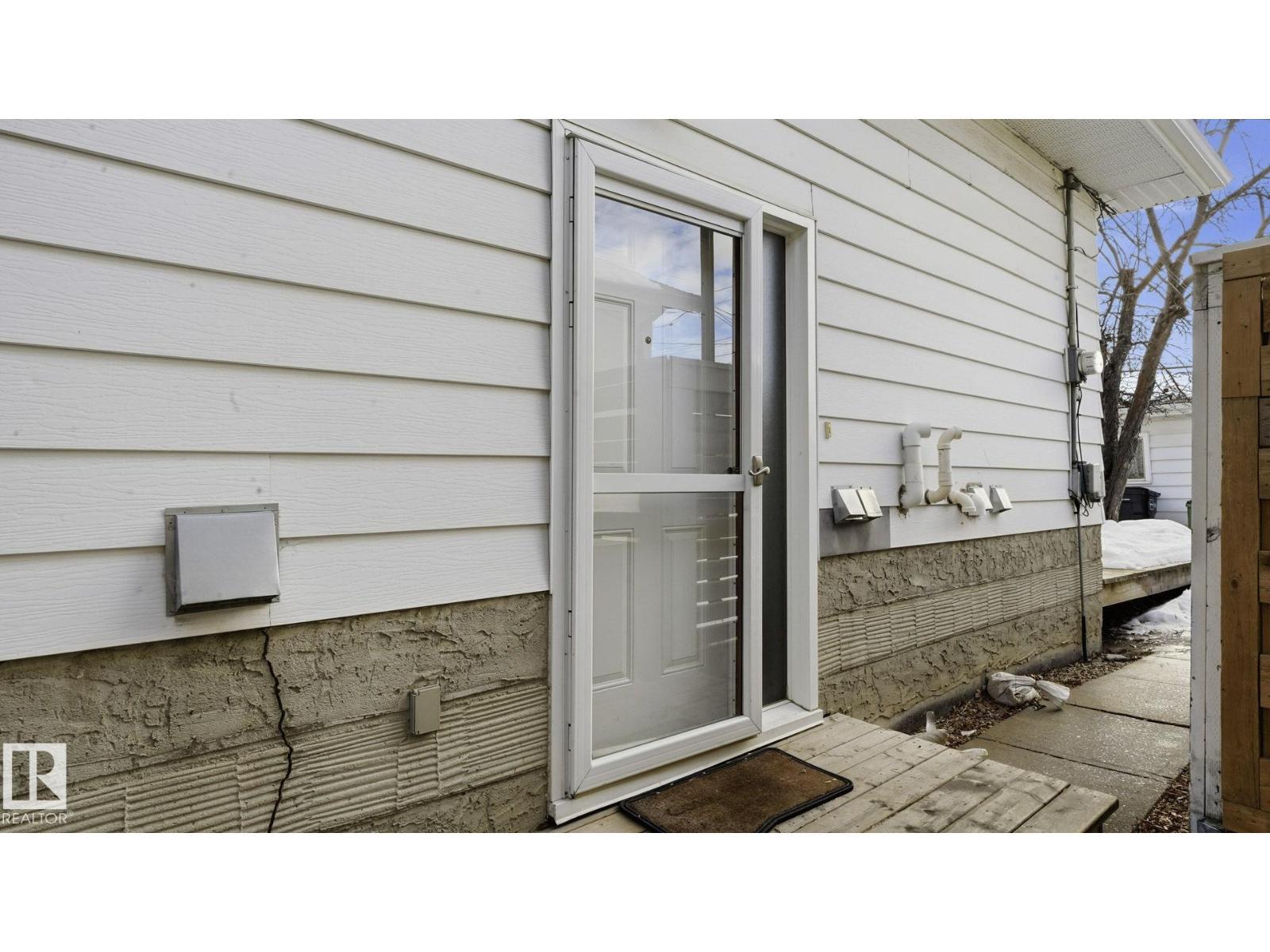 8911 83 Av Nw, Edmonton, AB - Outdoor With Exterior