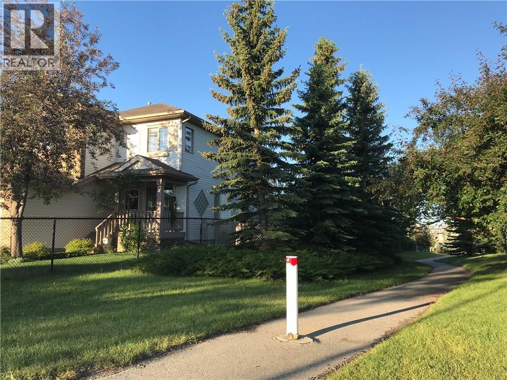 805 Panorama Hills Drive Nw, Calgary, AB - Outdoor
