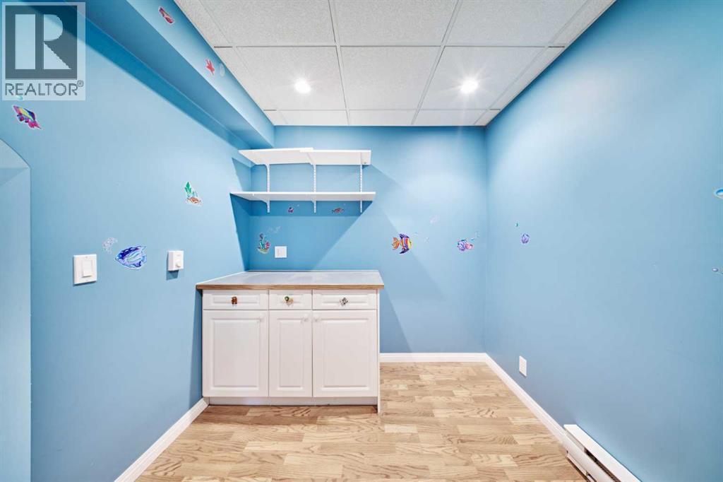 805 Panorama Hills Drive Nw, Calgary, AB - Indoor Photo Showing Other Room