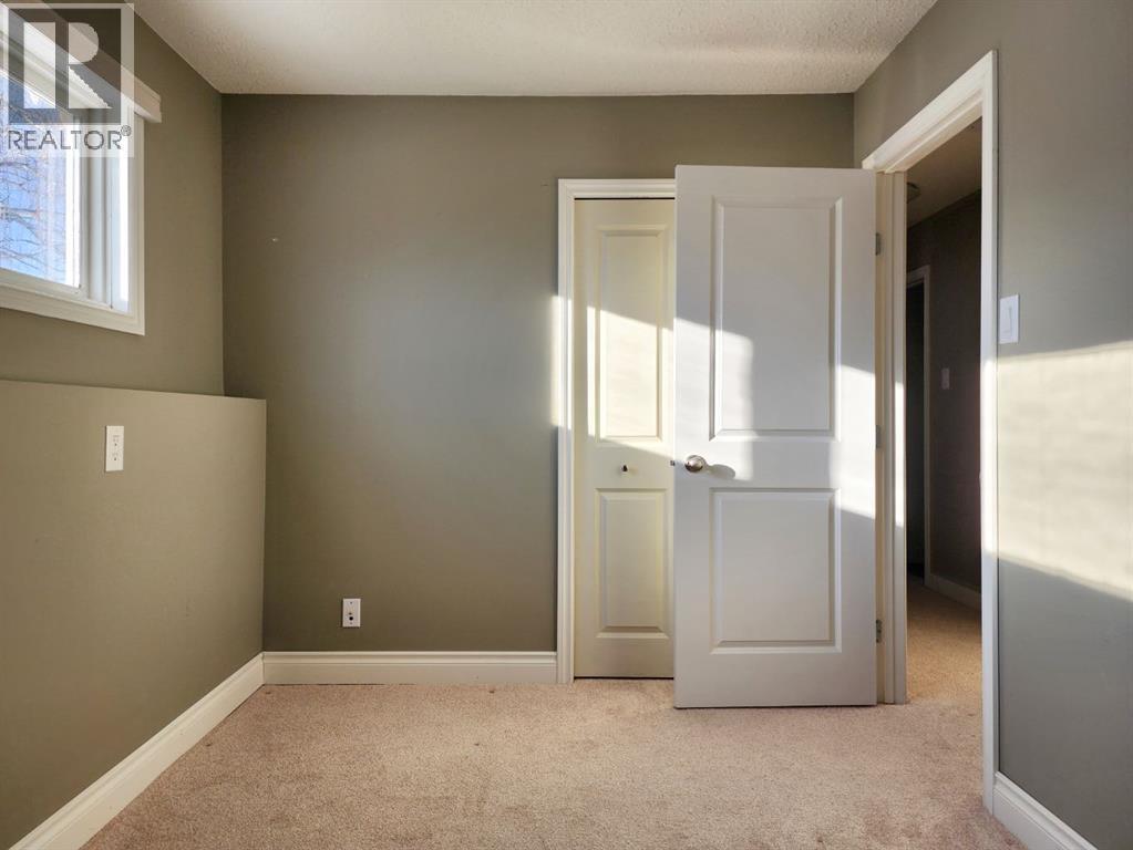 310 54 Avenue E, Claresholm, AB - Indoor Photo Showing Other Room