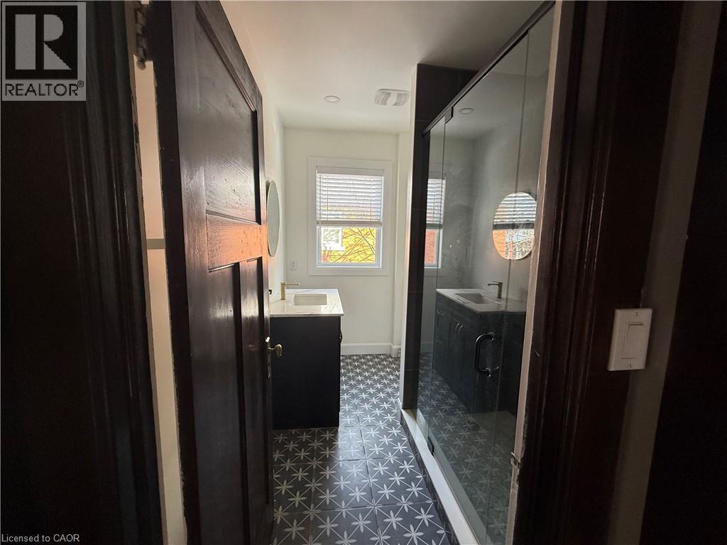 288 Frederick Street, Kitchener, ON - Indoor