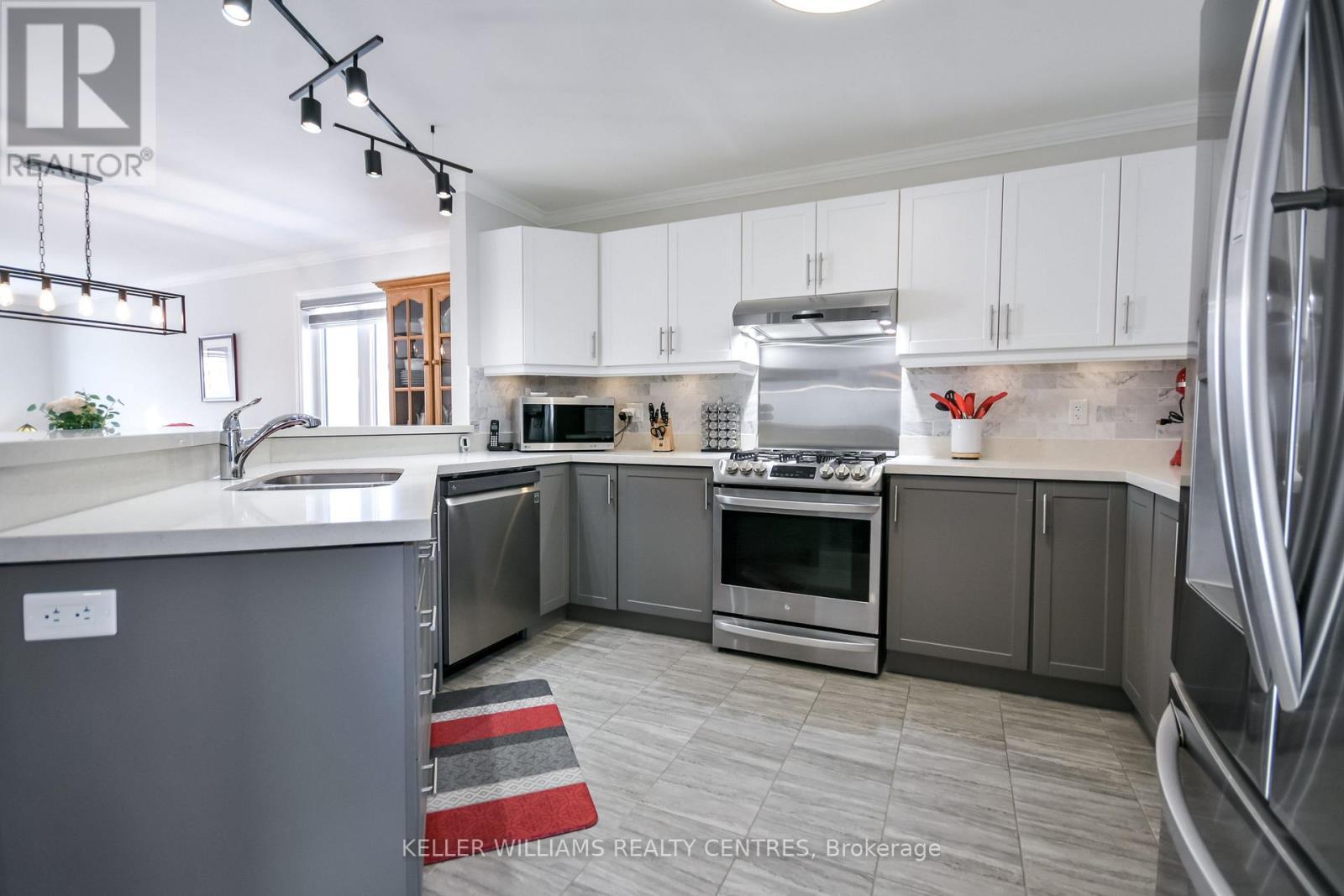 10 Sinclair Crescent, Ramara, ON - Indoor Photo Showing Kitchen With Stainless Steel Kitchen