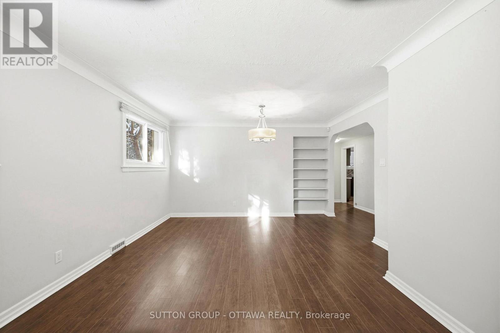 1654 Abbey Road, Ottawa, ON - Indoor Photo Showing Other Room