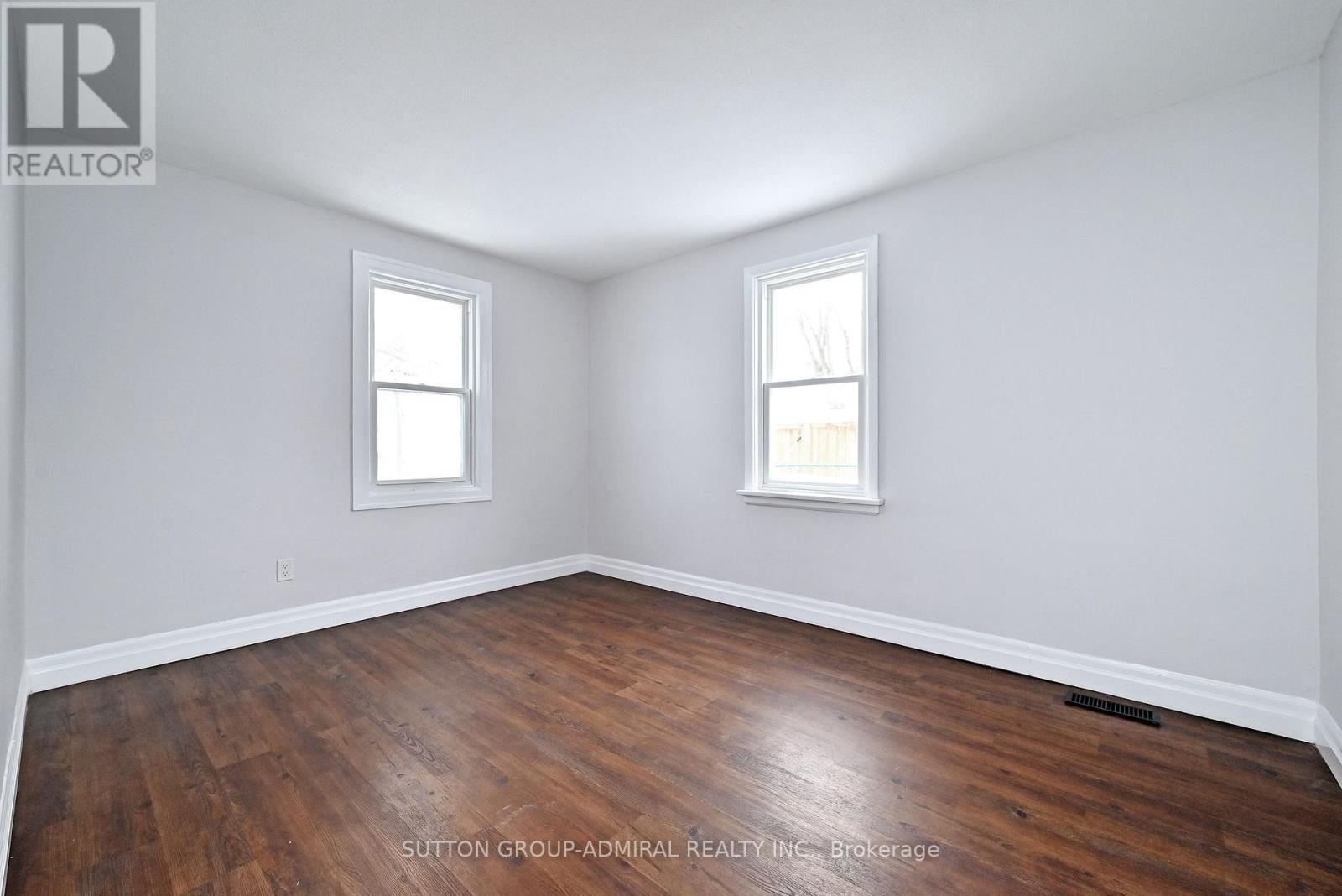 145 Ninth Avenue, Kitchener, ON - Indoor Photo Showing Other Room