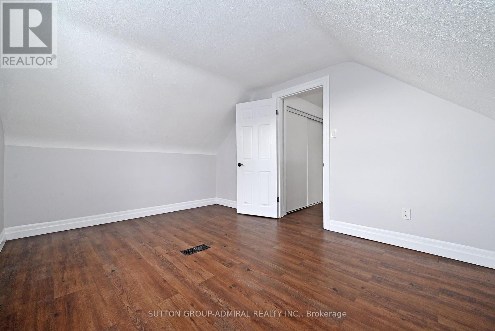 145 Ninth Avenue, Kitchener, ON - Indoor Photo Showing Other Room