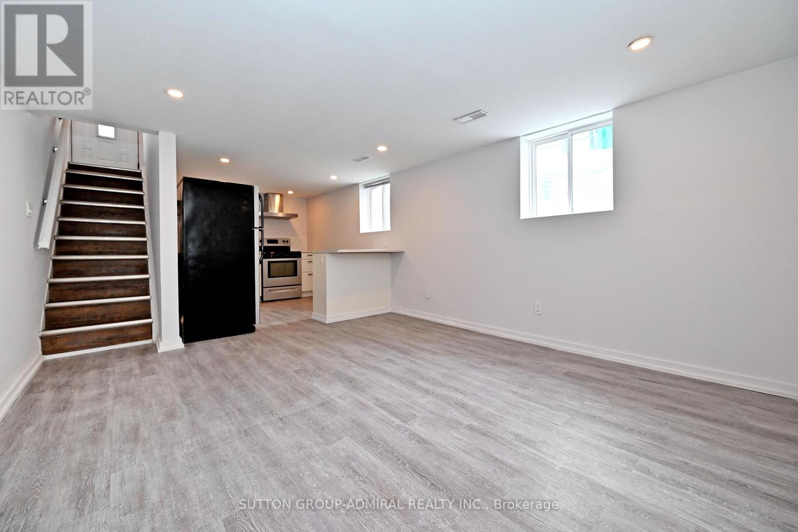 145 Ninth Avenue, Kitchener, ON - Indoor Photo Showing Other Room