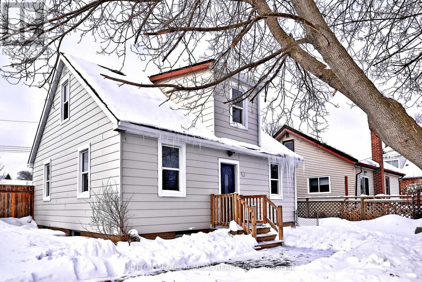 145 Ninth Avenue, Kitchener, ON - Outdoor