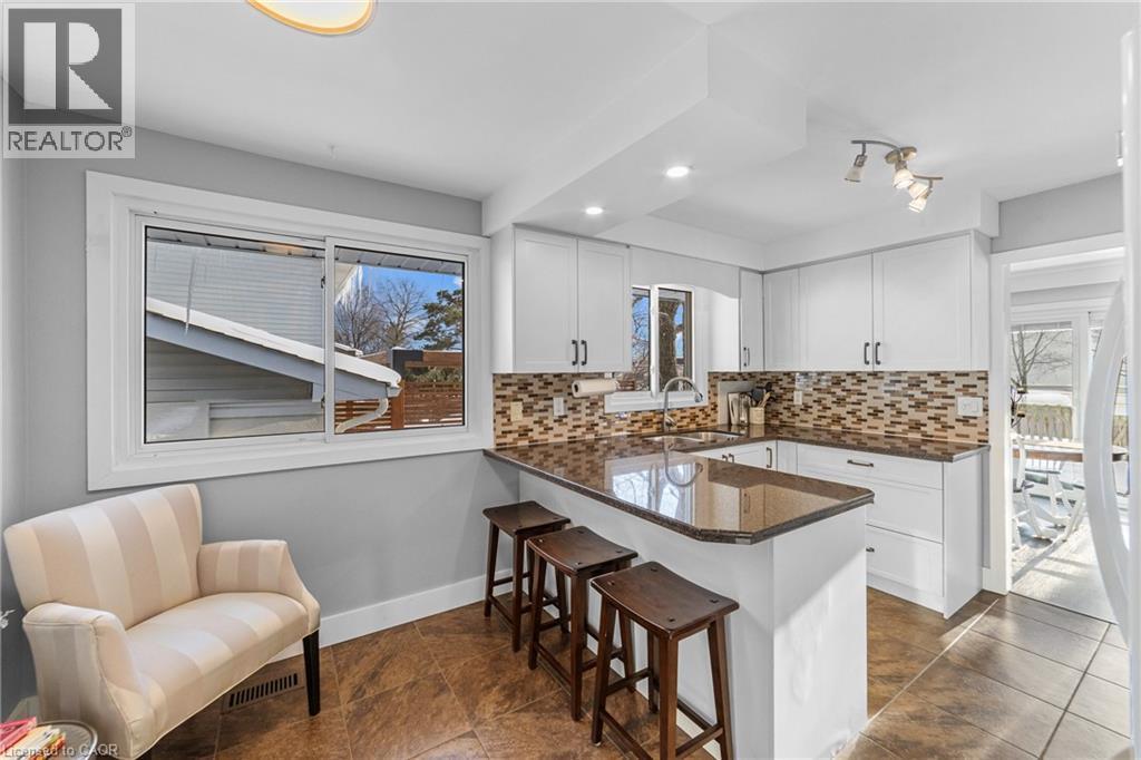 488 Wicklow Road, Burlington, ON - Indoor