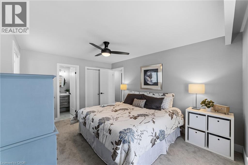 488 Wicklow Road, Burlington, ON - Indoor Photo Showing Bedroom