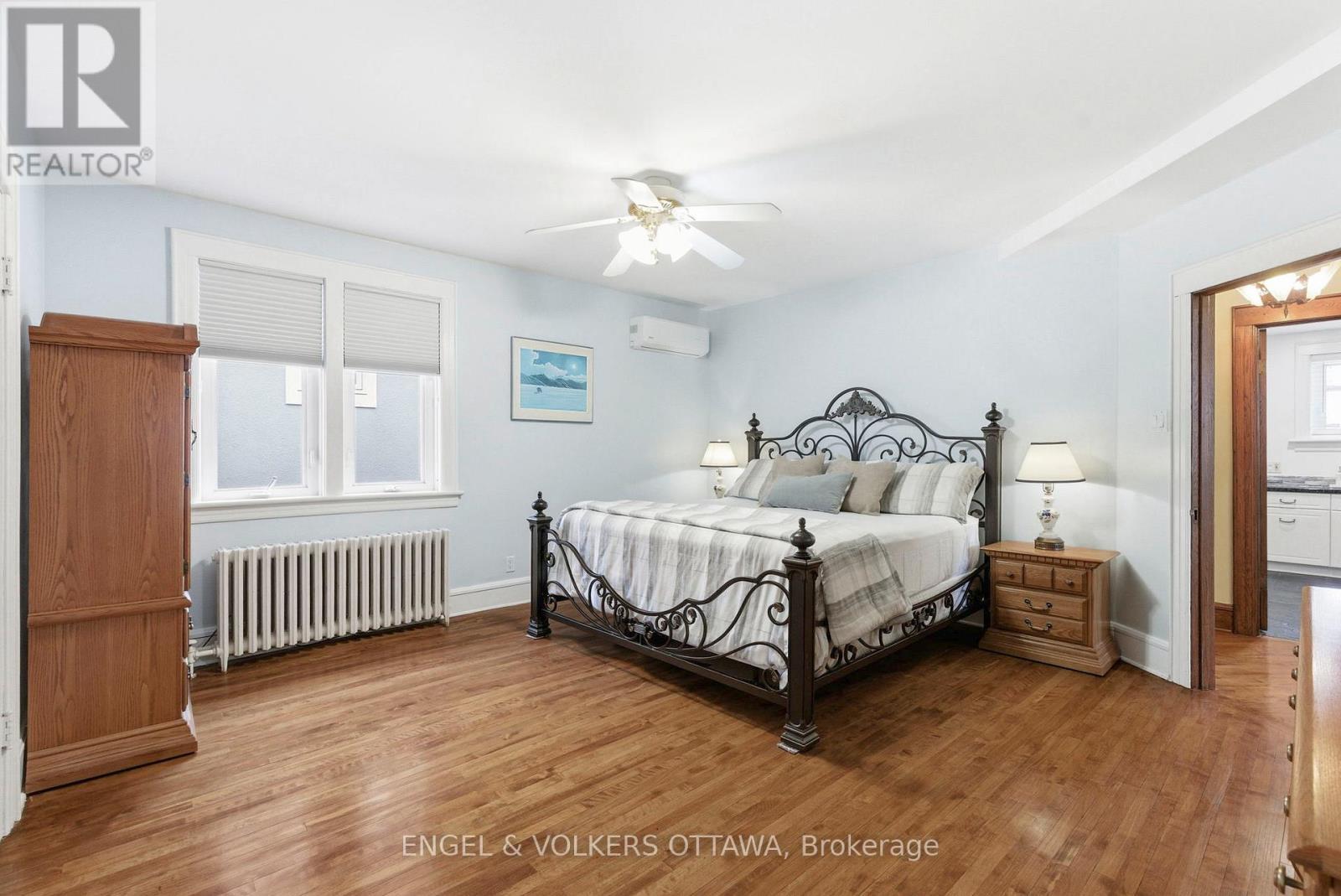 407 Echo Drive, Ottawa, ON - Indoor Photo Showing Bedroom