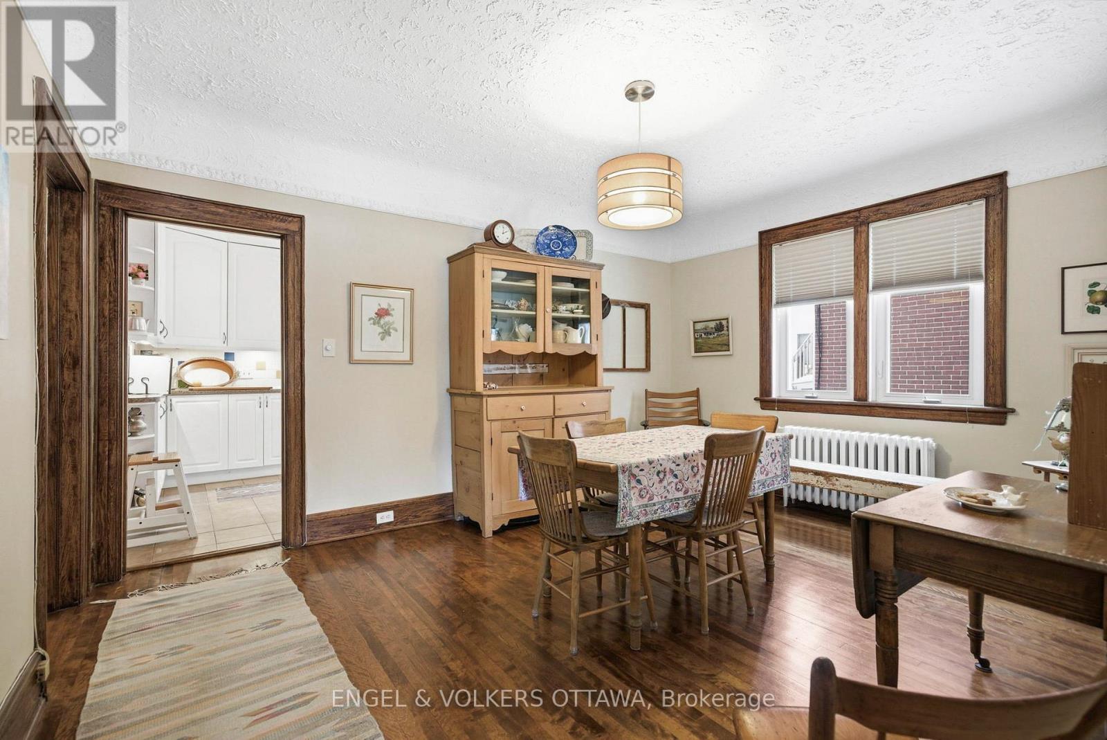 407 Echo Drive, Ottawa, ON - Indoor Photo Showing Dining Room