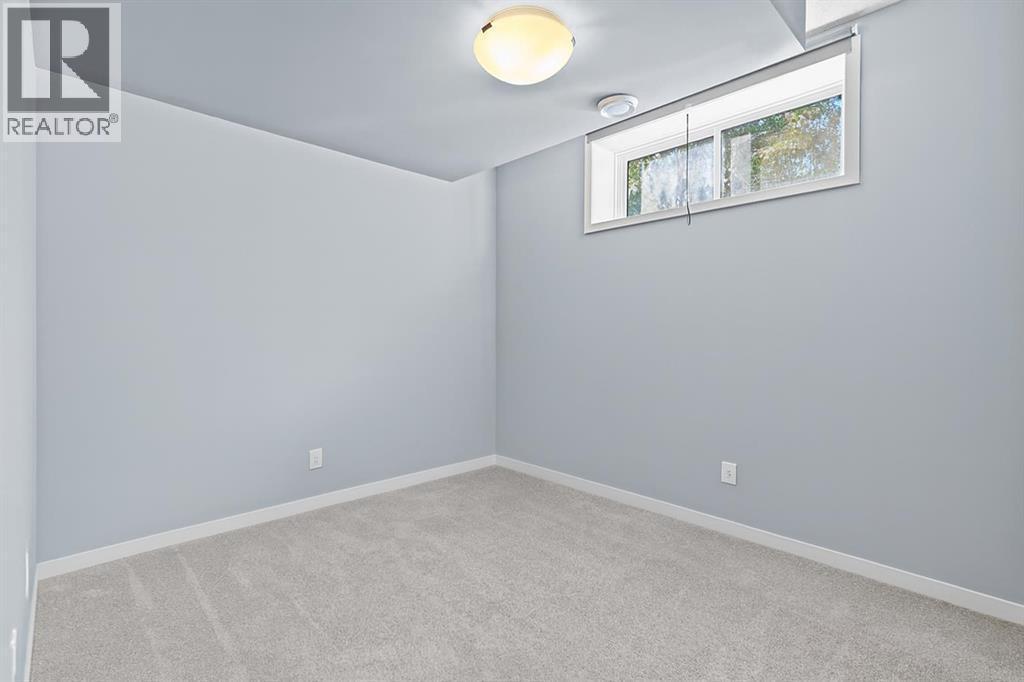 103 Masters Heights Se, Calgary, AB - Indoor Photo Showing Other Room