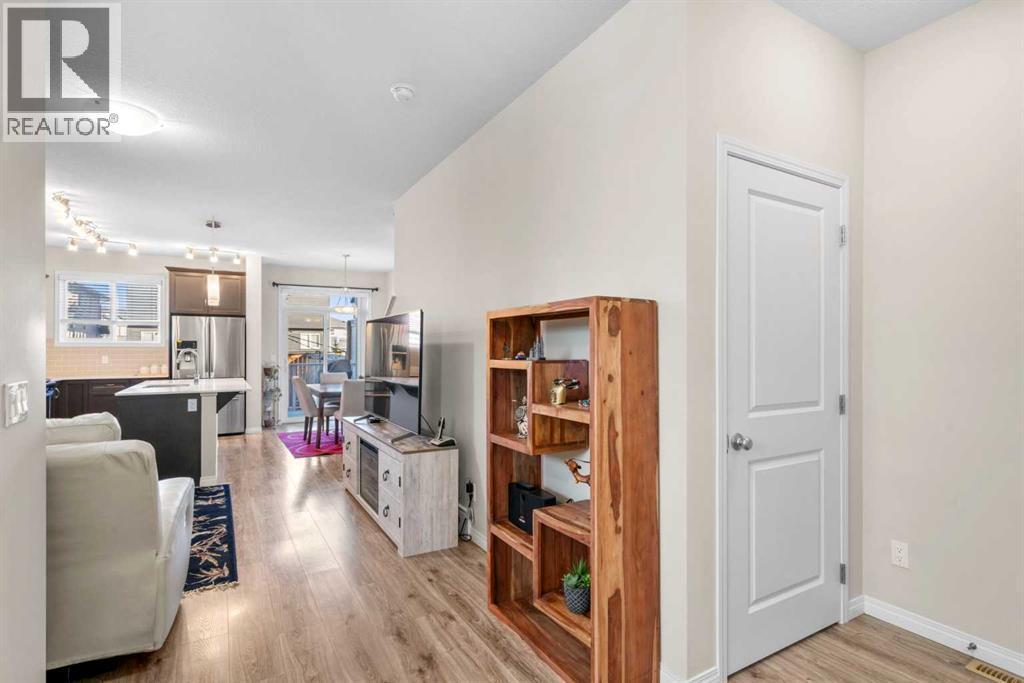 50 Legacy Glen Common Se, Calgary, AB - Indoor Photo Showing Other Room