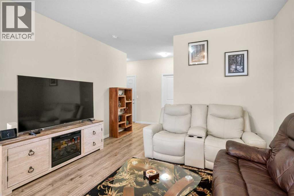 50 Legacy Glen Common Se, Calgary, AB - Indoor Photo Showing Living Room